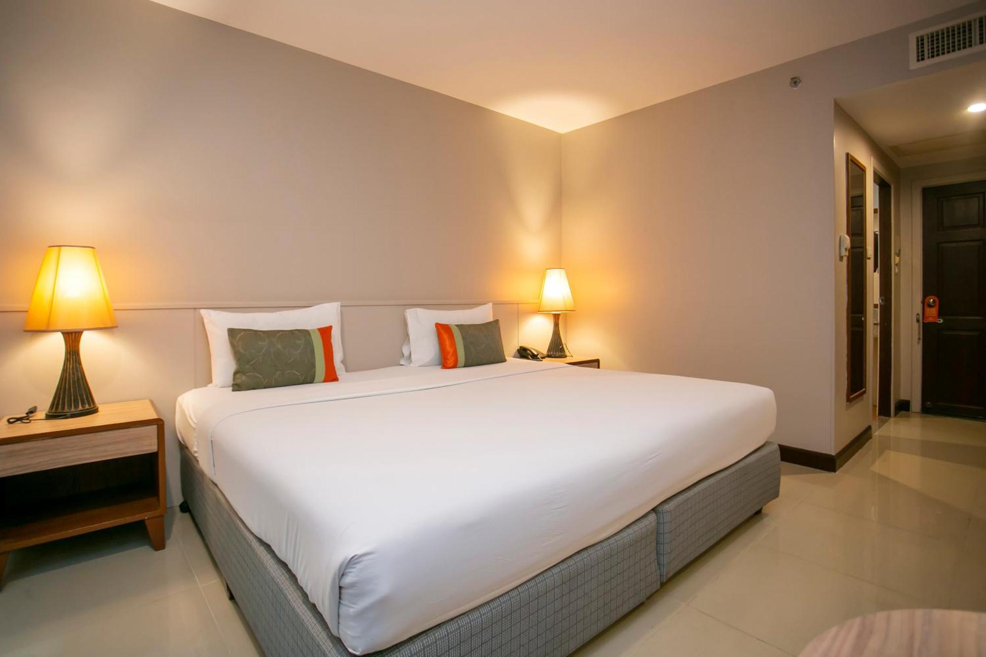 Sabai Wing 4*